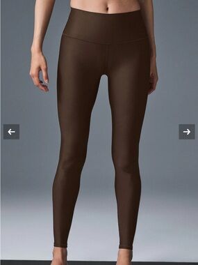 ALO High-Rise Airlift Leggings in Chocolate Brown